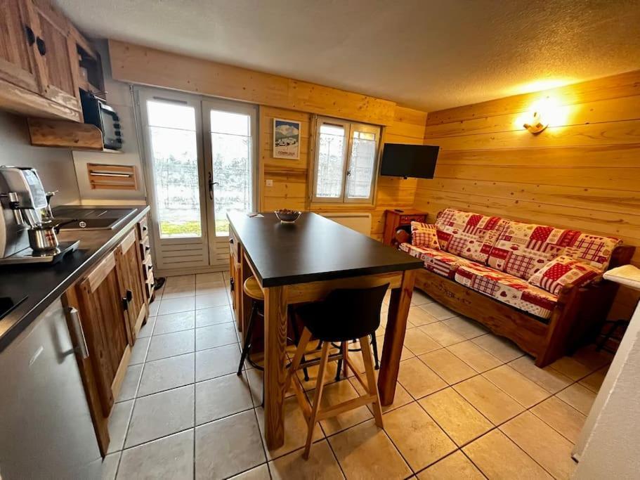 Appartement Au Pied Des Pistes Combloux Exteriér fotografie